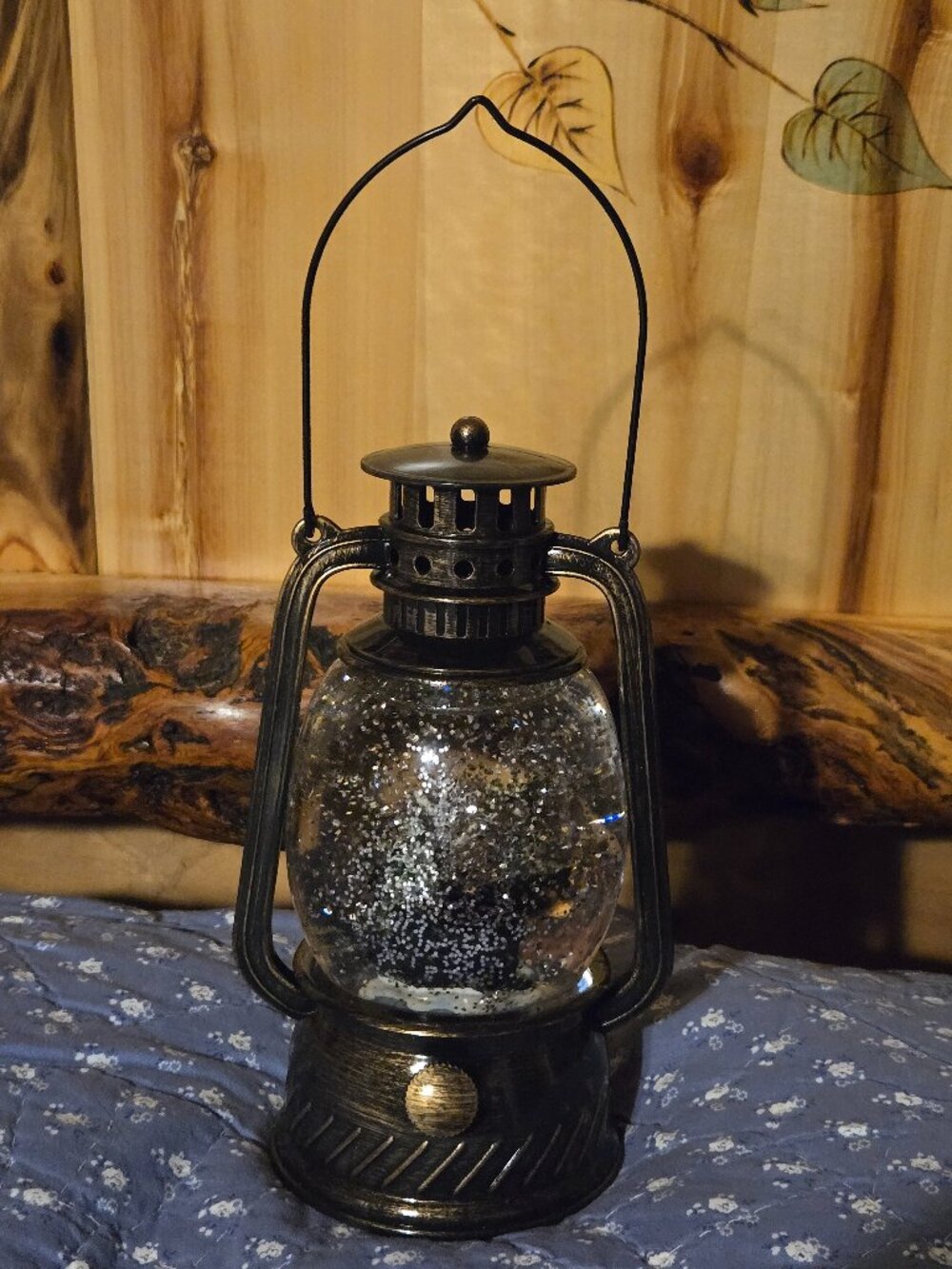 Cracker Barrel Black Bear Lighted Glitter Globe NWT
